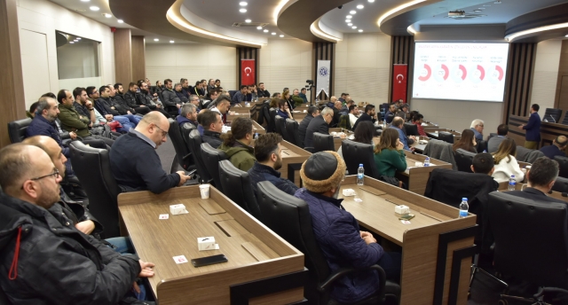 Isparta'da ITSO ve n11.com İşbirliğiyle “E-Ticaret ve E-Dönüşüm” Eğitimi verildi