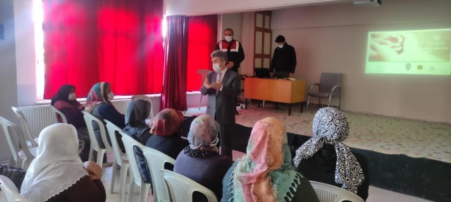 Isparta'da Jandarma KADES tanıtımları devam ediyor