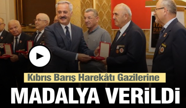 Isparta'da Kıbrıs Barış Harekâtı Gazilerine Madalya Verildi