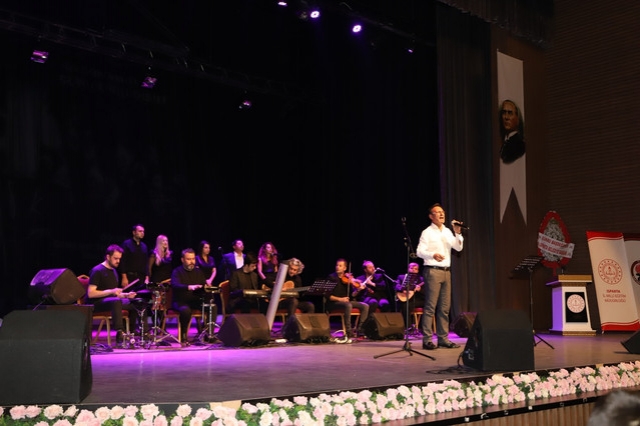 Isparta'da ​Öğretmenler Günü Kutlandı