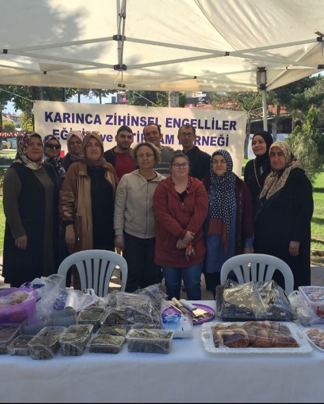 Isparta'da Özel Çocuklara Yönelik Kermes
