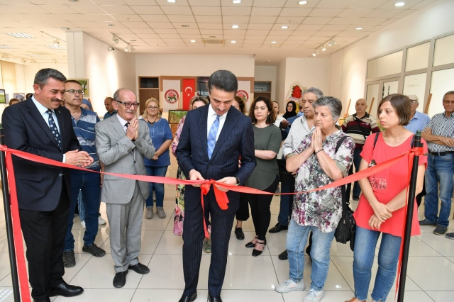 Isparta'da Öztürk’ün Kişisel Sergisi Açıldı
