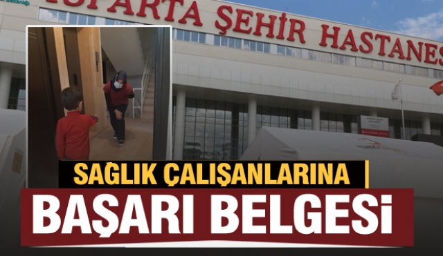 Isparta'da Sağlık Çalışanlarına Teşekkür Belgesi Verildi