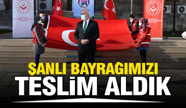 Isparta'da Şanlı Bayrağımızı Teslim Aldık