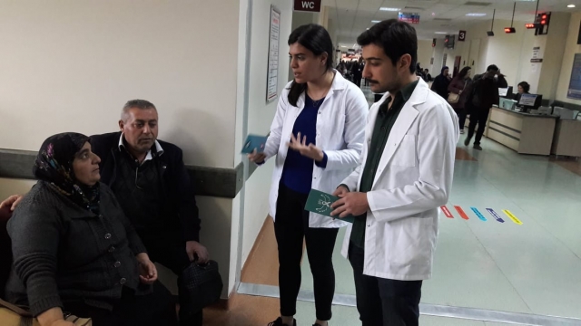 Isparta'da Serviks Kanseri Farkındalık Etkinliği