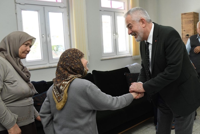 Isparta'da Yalnızlığa Son: Başkan Başdeğirmen'in Vefa Konağı Ziyareti