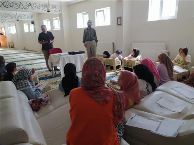 Isparta'da Yatılı Yaz Kur'an Kursları Heyecan ve Coşku İle Devam Ediyor