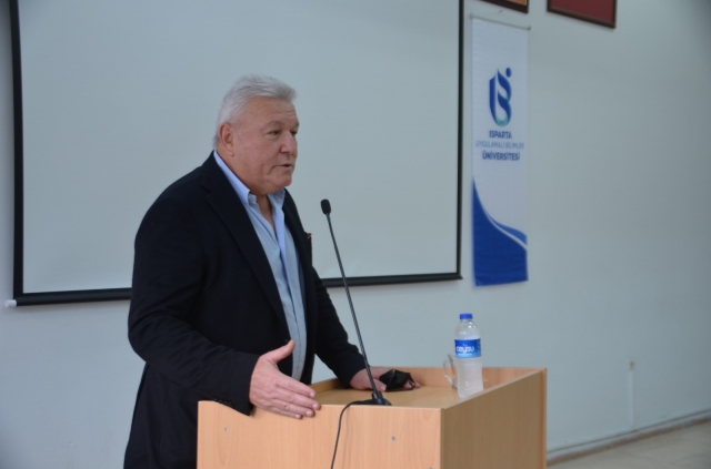 Ispartalı İş insanı Sarıgül’den üniversite öğrencilerine tavsiyeler
