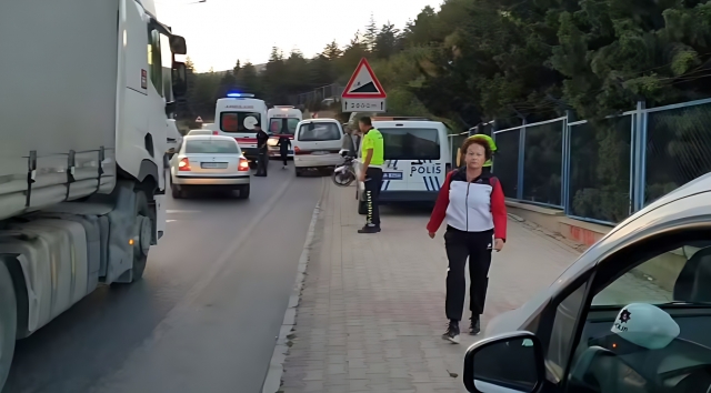 ​Isparta'nın Eğirdir İlçesinde Trafik Kazası