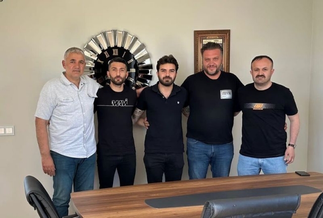 Ispartaspor'da Osman Torun ve Ömer Çiçek yuvada kaldı!