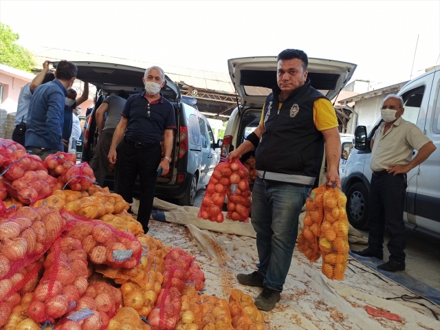 Kadirli Belediyesinden ihtiyaç sahiplerine yardım