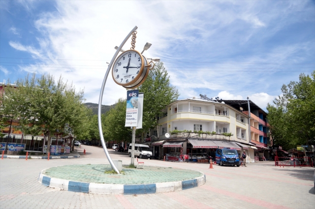 Kahramanmaraş'ın kaplıcalarıyla meşhur Ilıca Mahallesi en sakin dönemini yaşıyor