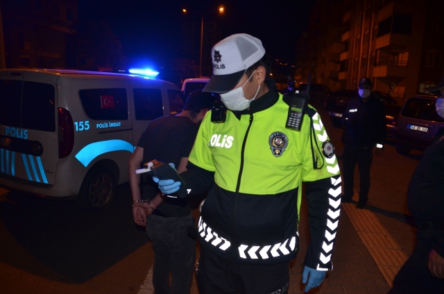 Kahramanmaraş'ta havaya ateş ederek gezen alkollü sürücü yakalandı