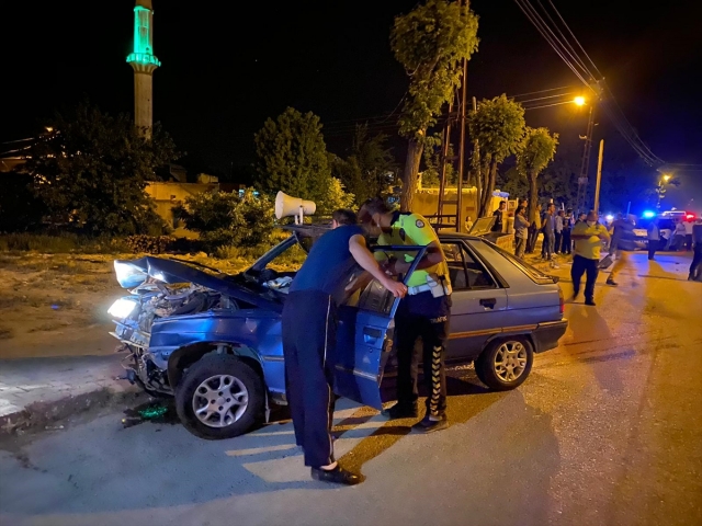 Kahramanmaraş'ta iki otomobil çarpıştı: 4 yaralı