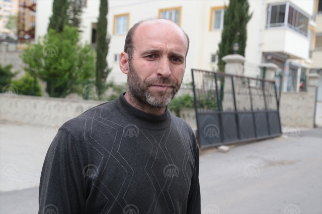 ​Kahramanmaraş'ta üzerine demir kapı devrilen çocuk yaralandı