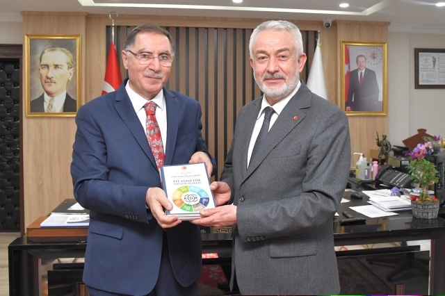 Kamu Başdenetçisi Malkoç: Isparta belediye hizmetlerinde iyi bir ivme yakaladı