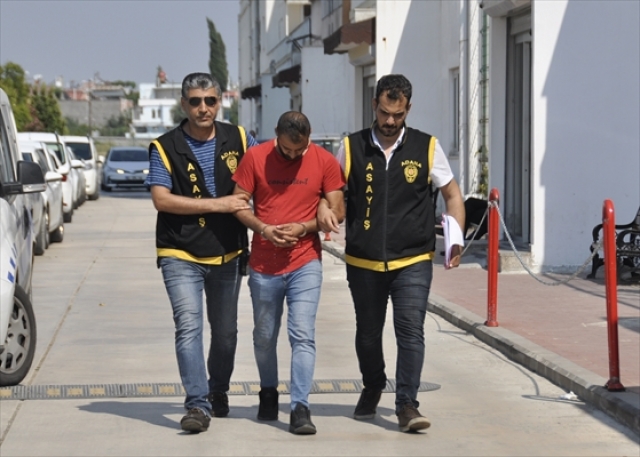 Kapkaç zanlısı polisten kaçamadı