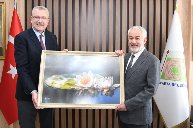 ​Karacabey Belediye Başkanı Özkan’dan Başkan Başdeğirmen’e nezaket ziyareti