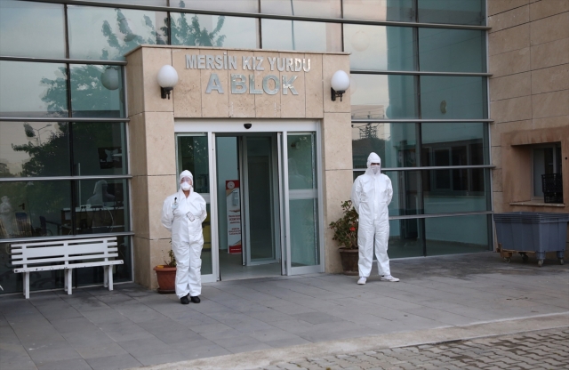 Karantina yurdunda kalan Türk vatandaşlara otel konforunda hizmet