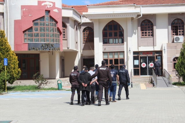 Kavgaya müdahale eden bekçilere mukavemet gösteren 4 kişi gözaltına alındı