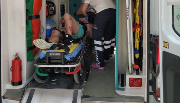 Kayalıklardan düşen Rus turist Sahil Güvenlik tarafından kurtarıldı   
