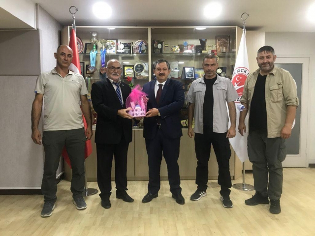 KAYICI ; ‘ÇOK GÜZEL BİR GECE OLDU, TÜM EMEĞİ GEÇENLERE TEŞEKKÜR EDİYORUM.’