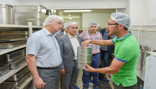 Kaymakam Arısoy, Zeytinyağıyla yapılan iftar yemeklerini inceledi   