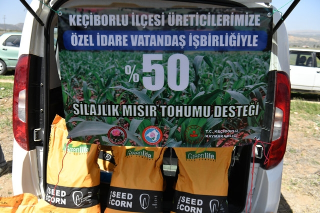 ​Keçiborlu’da 36 çiftçimize 9 milyon adet silajlık mısır tohumu dağıtımı yapıldı