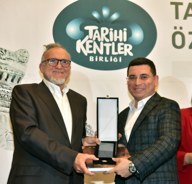 Kepez’e Yılın Proje Ödülü   