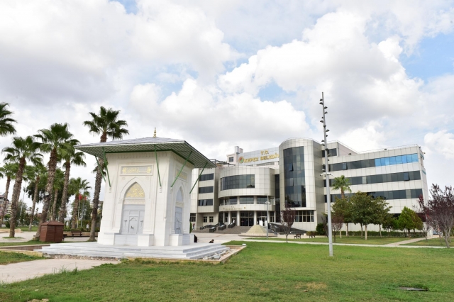 Kepez’in bahçesine meydan çeşmesi   