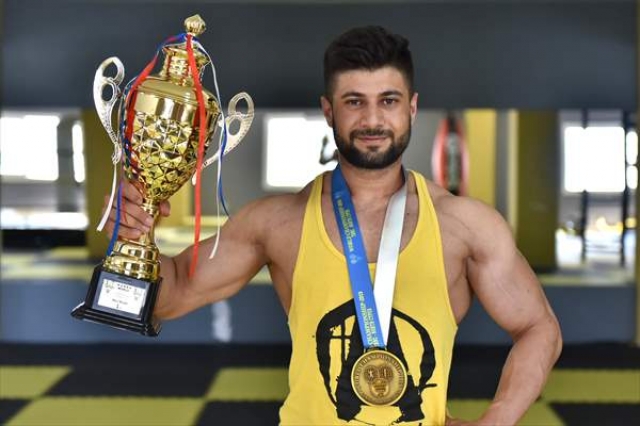 Kilo almak için başladığı sporda dünya şampiyonu oldu