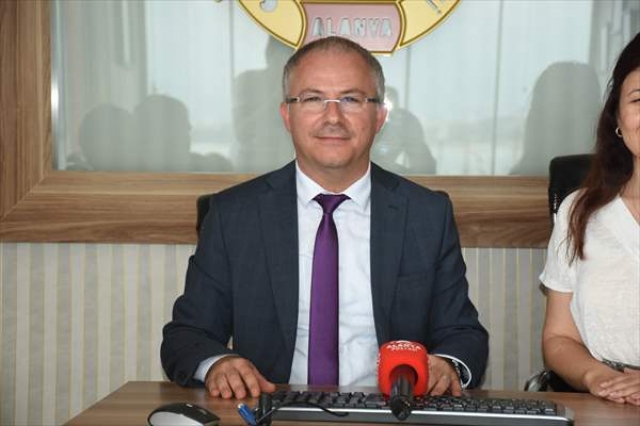 KKTC'nin Antalya Başkonsolosu Beyazbayram'dan Alanya'da ziyaretler
