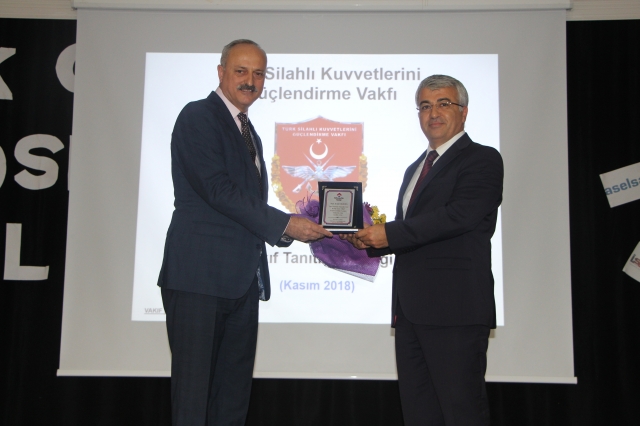 Lise öğrencilerinden TSK Güçlendirme Vakfı’na destek 