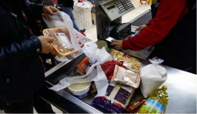 Markete çıkanlar o saatlere dikkat! uyarıda bulundu!
