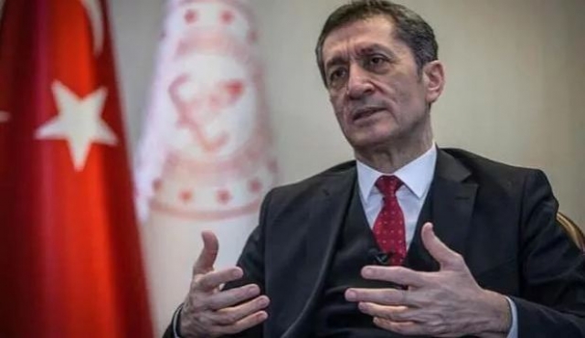 MEB öğretmenlere de 'uzaktan eğitim' başlattı