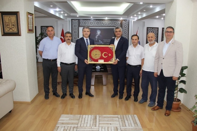 ​
Memur Sen Heyeti Isparta İl Emniyet Müdürü Koçak'ı Ziyaret Etti