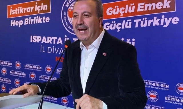 "Memursen Ailesi İyaşpark Kongre Salonunda Genişletilmiş İl Divan Toplantısında Buluştu: Mücadeleye Devam Ediyorlar