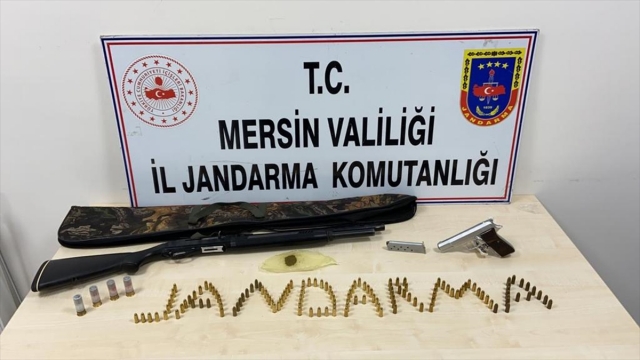 Mersin'de uyuşturucu sattıkları iddiasıyla 7 kişi gözaltına alındı