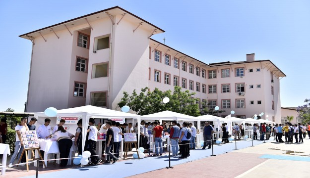  Meslek Lisesi öğrencileri ürünlerini tanıttı   