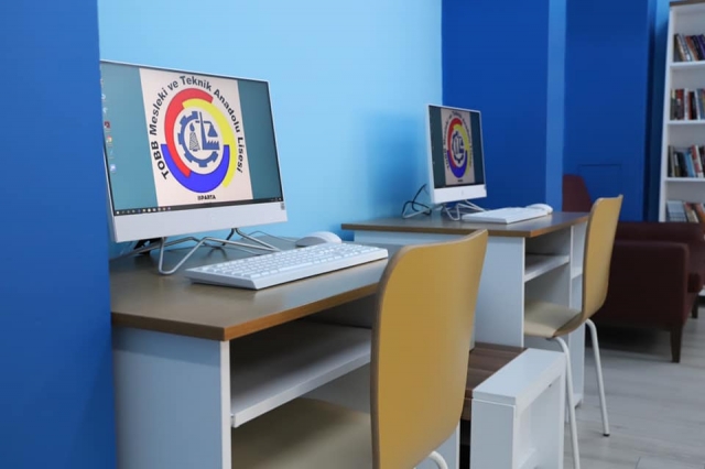 "Mesleki Eğitimde 1000 Okul Projesi" Kapsamında Isparta'daki Okulların Kütüphaneleri Geliştiriliyor