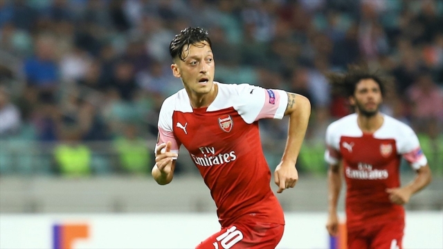 Mesut Özil: Kontratım bitene kadar buradayım