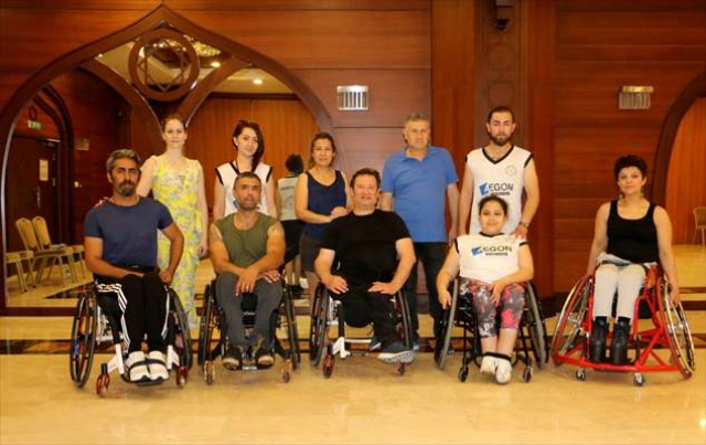 ​Milli dansçılar Almanya yolcusu