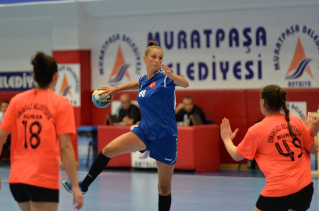 Muratpaşa Osmangazi’ye fark attı  