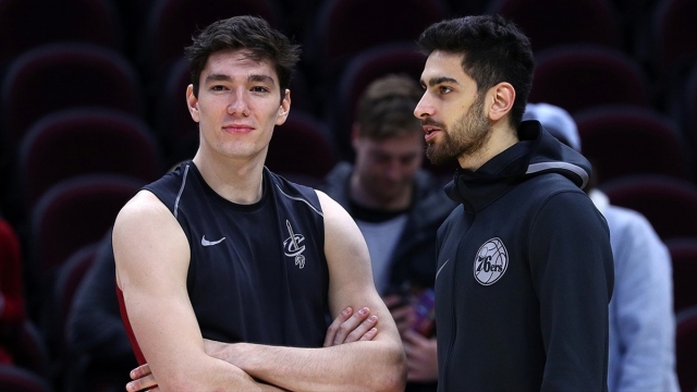 NBA'de Furkan'ın ekibi 76ers Cedi'nin takımı Cavaliers'ı mağlup etti