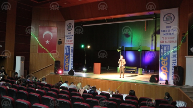 "O Ses Mut" ses yarışmasının ön elemeleri yapıldı 