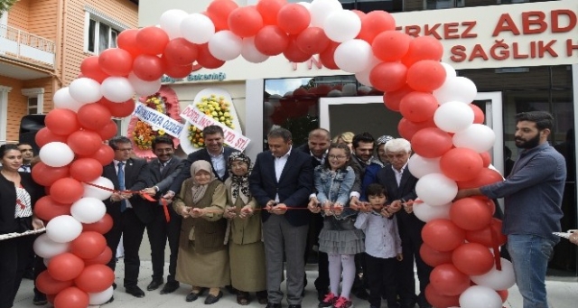 Ölüm yıl dönümünde adına sağlık merkezi yaptırıldı