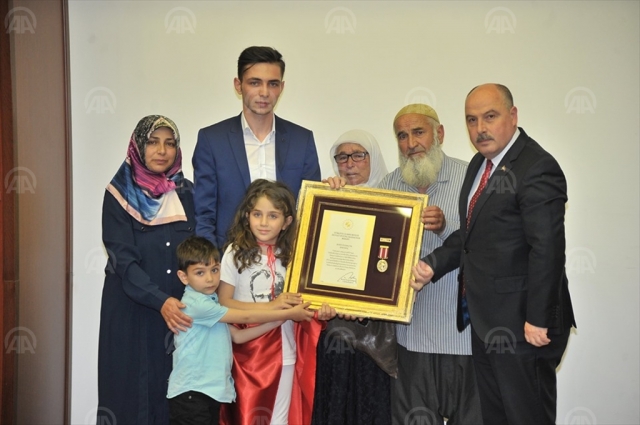 Osmaniye’de devlet övünç madalyaları ve beratı verildi 