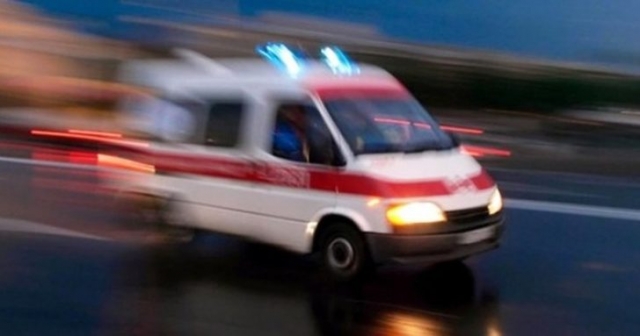 Otomobilin yaya geçidinde çarptığı genç kız öldü