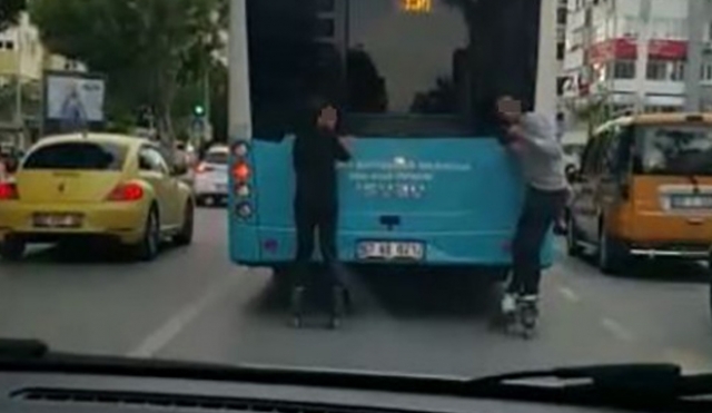 Patencilerin “bana da yolla” pozu 
