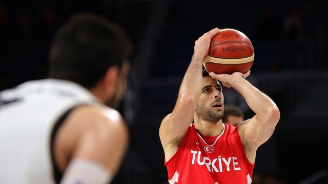 Potada milliler olimpiyat elemeleri için sahaya çıkıyor